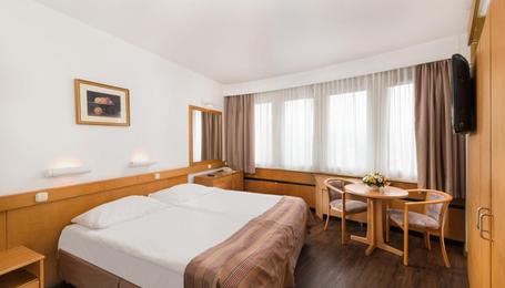 Доплата за номер в отеле в Будапеште